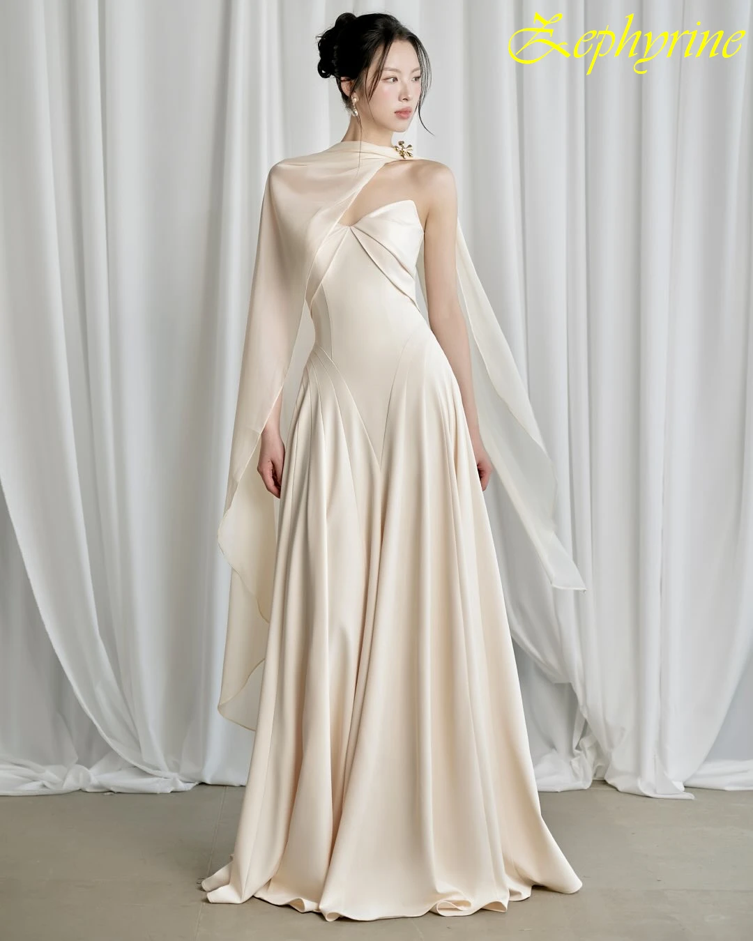 

Customized A-Line Strapless Elegant Formal Evening Dress Modern Temperament Celebrity Gowns High Quality Fashion Party Dress