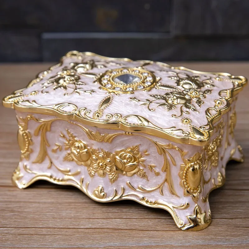 Vintage Rose Jewelry Box Zinc Alloy Luxury Storage Case Gold Embossed Organizer Box for Rings Earrings Necklace Home Decor Gift