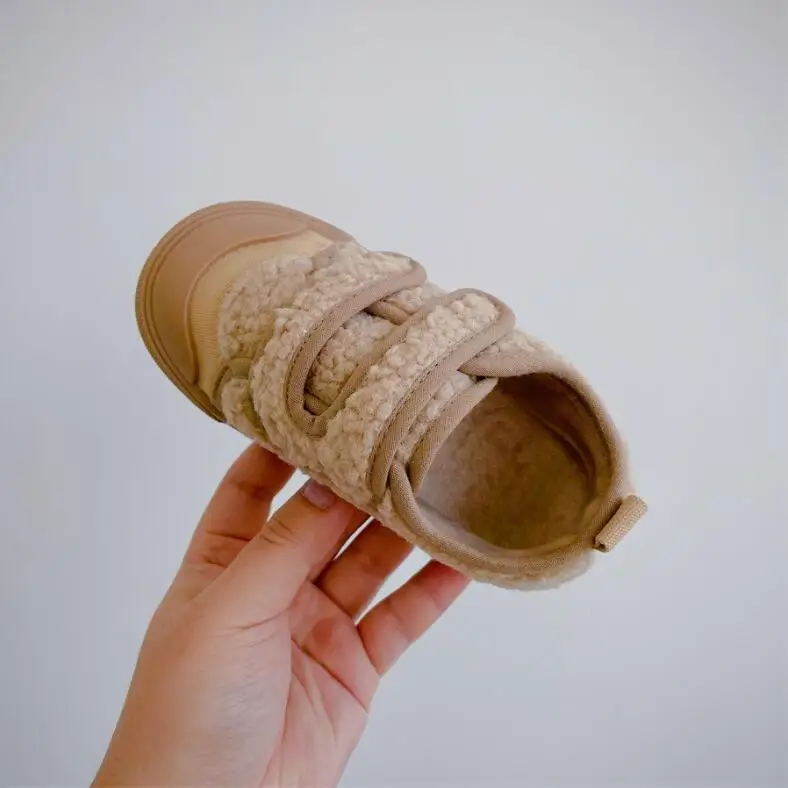 Winter 2024 New Children\'s Shoes Boys Thickened Warm Casual Shoes Lamb Wool Temperament Girls\' Cotton Shoes Size 22-31