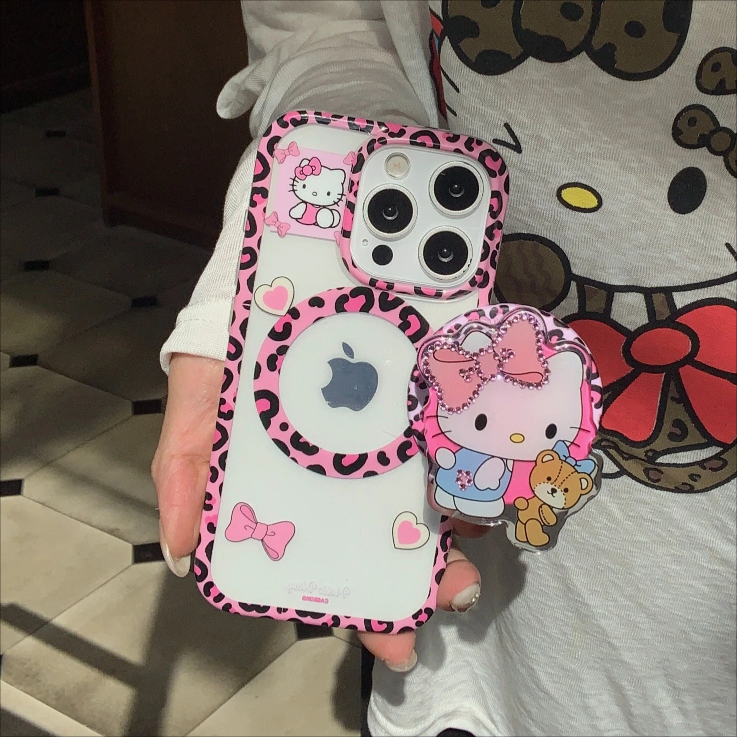 

Cute Cartoon Sanrio Hello Kitty Transparent Magnetic Bracket Mobile Phone Case for IPhone 17ProMax 17 16 15 14 13 Phone Case