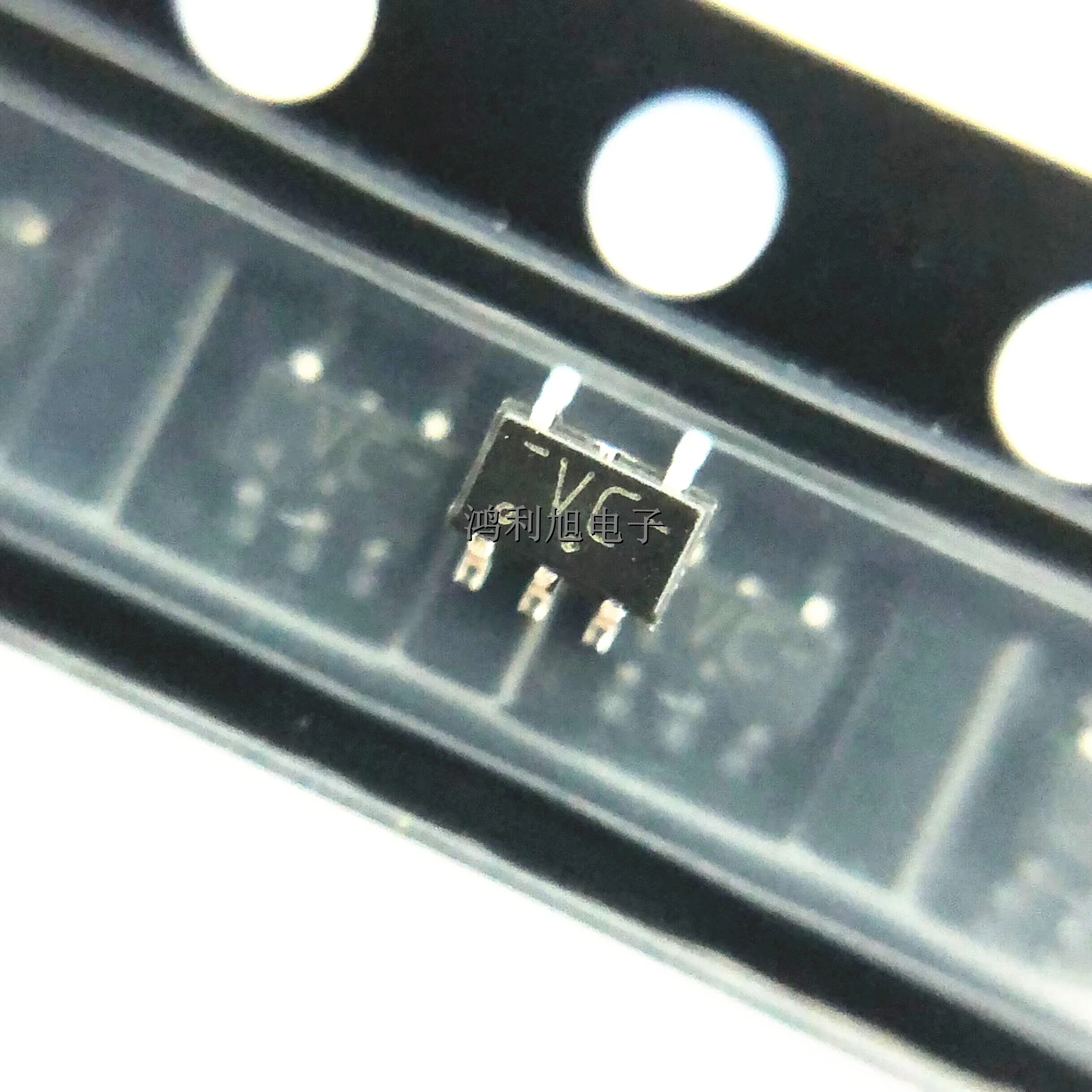 

50pcs/Lot 74LVC1G04GW TSSOP-5 MARKING;VC Lnverter 1-Element CMOS 5-Pin Supply Voltage 1.65 V-5.5 V