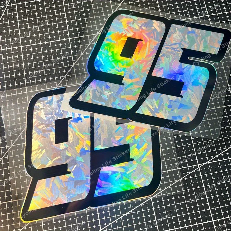 1 Buah Stiker Mobil Holografik Unik '95, Aksesori Sporty untuk Mobil, Jadikan Mobil Anda Tampil Menonjol dengan Stiker Berwarna Cerah Ini