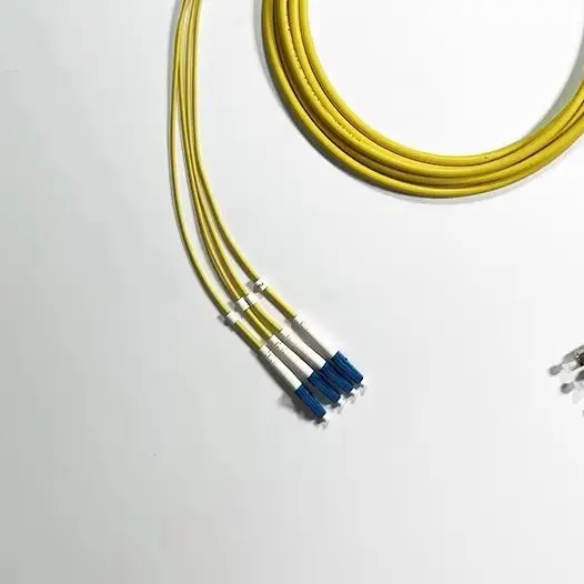 оптоволоконный патчкорд 4 ядра LC-LC 1–50 м одномодовый 20 м10 м5 м30 м3 м в комплекте перемычка SC FC ST E2000 SM оптоволоконный патч-корд 4C ELINK