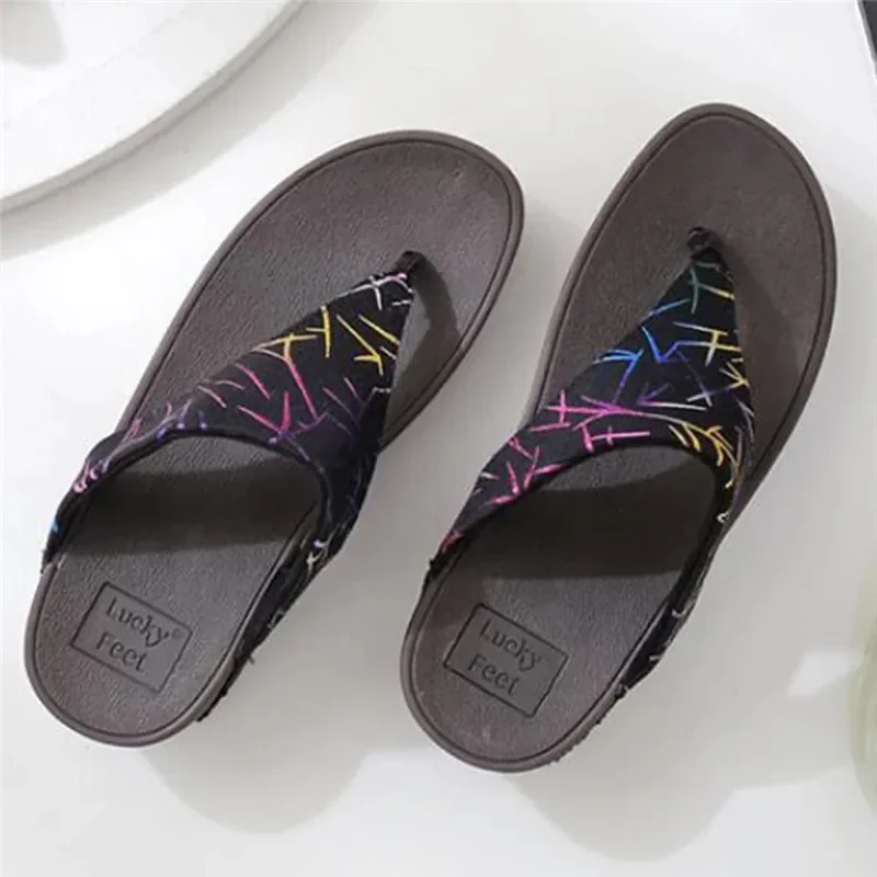 BEYARNE New Summer shoes Women Flip flops Fashion Platform wedges Beach Slippers Leisure Outdoor women Slippers zapatillas mujer