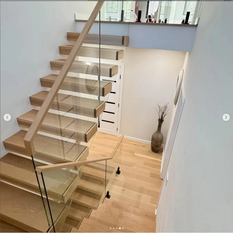 custom.Cantilever Floating Stairs with Wooden Oak Wood Stairs Tread Open Riser