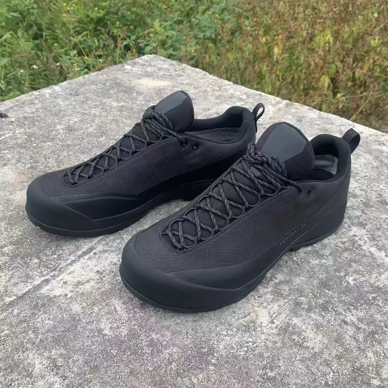 Summer Hot New Unisex Breathable Lightweight Hiking Outdoor Shoes Casual Shoes Outdoor Hiking Sneakers Very Good