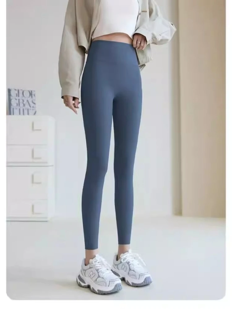 

Женские спортивные брюки для йоги 2026: Новые модные укороченные брюки-шарк с высокой талией в стиле Y2K, эластичные, облегающие, тонкие, белые, для фитнеса и повседневной носки