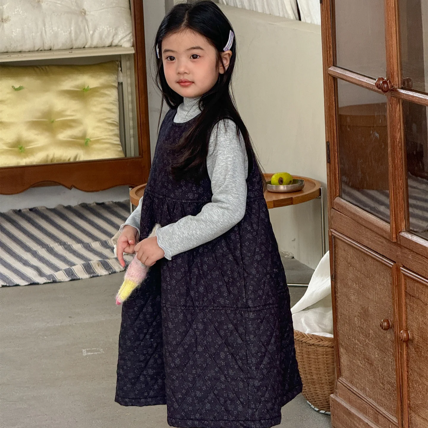 

Осень-зима 2025 г., бархатный утепленный жилет с цветочным принтом для корейских девочек, модный жилет с цветочным принтом, юбка, эксклюзивная одежда