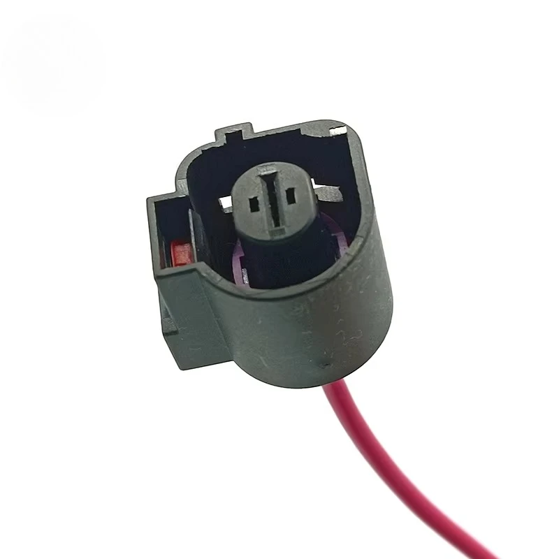 For Volkswagen Sagitar Magotan Jetta Bora Lavida Passat B5 Starter Motor Connector