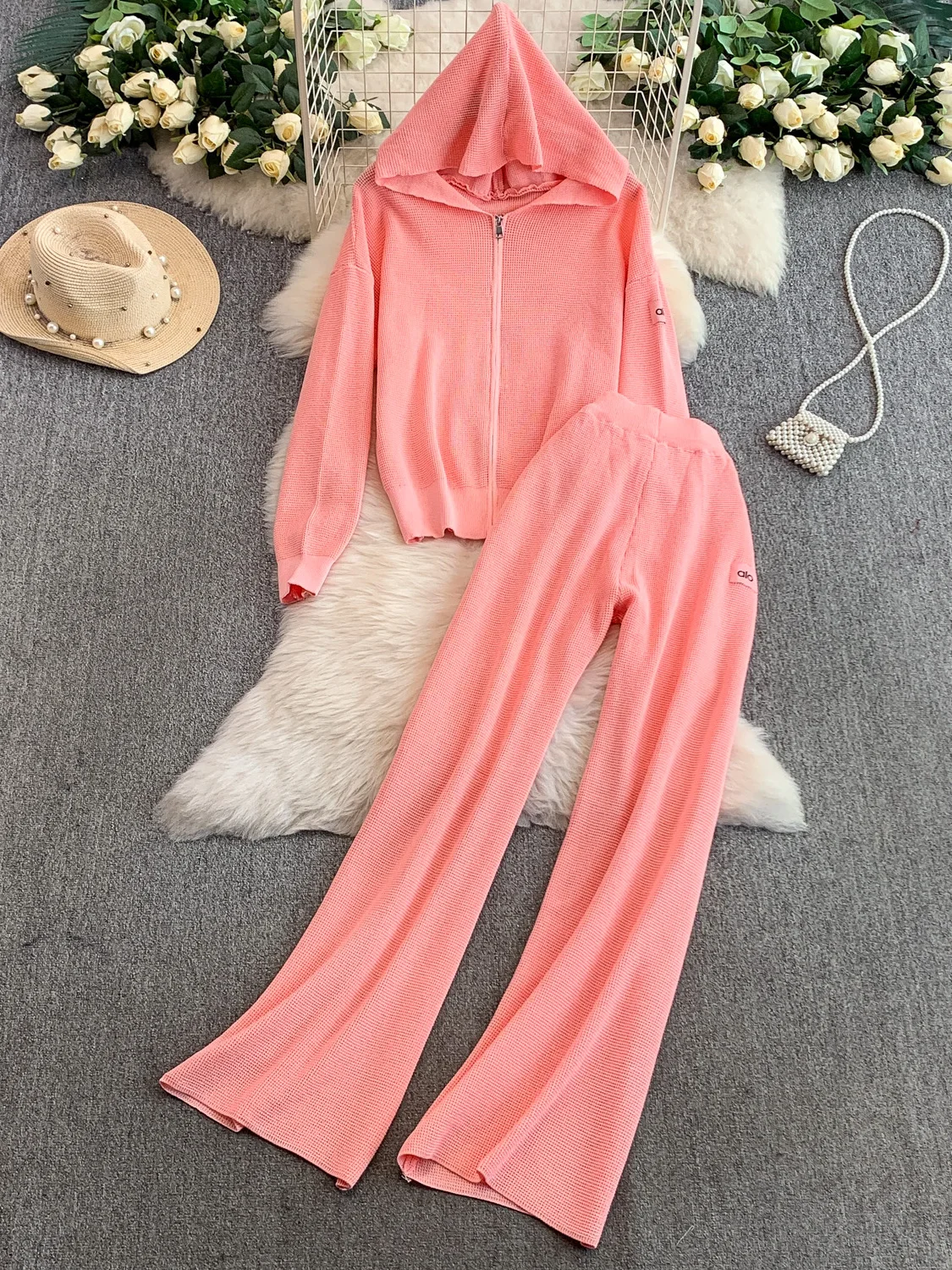 

Модный комплект спортивной одежды, женский нежный повседневный комплект с капюшоном, утягивающие широкие брюки с высокой талией, комплект из двух предметов