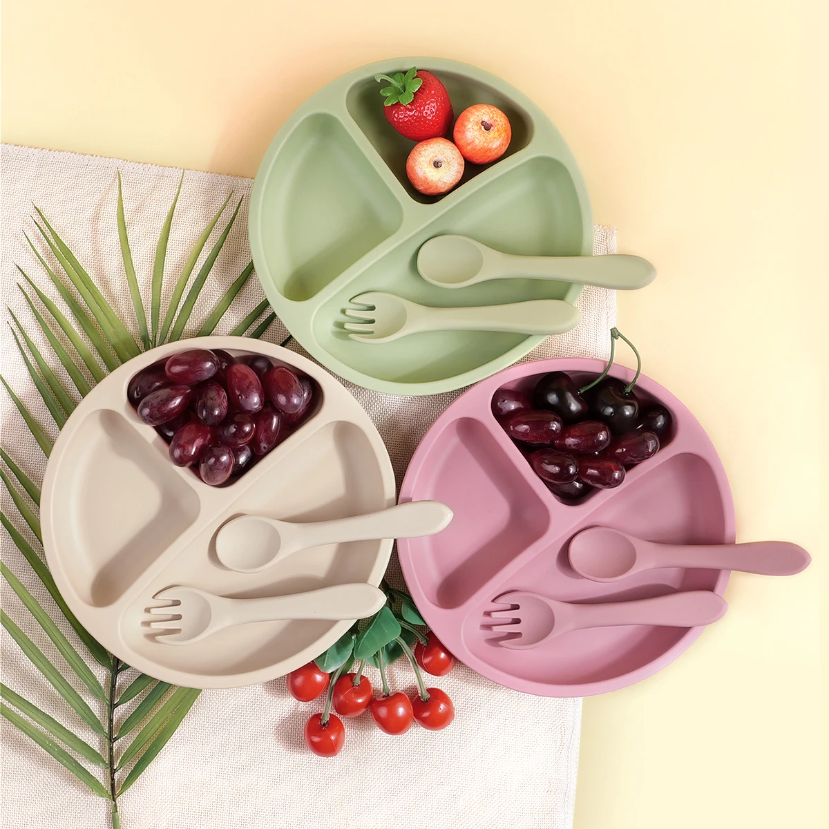 3pcs baby silicone tableware set, complementary food feeding plate, strong suction, cartoon short spoon fork, easy to grip