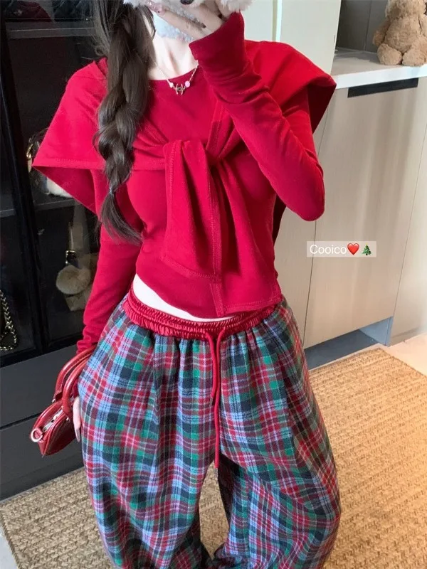 

Red Knitted Fashion Set Women's Spring 2026 New Belted Shawl Long Sleeve round Neck Top Vintage Two-Piece Set Teenage Style