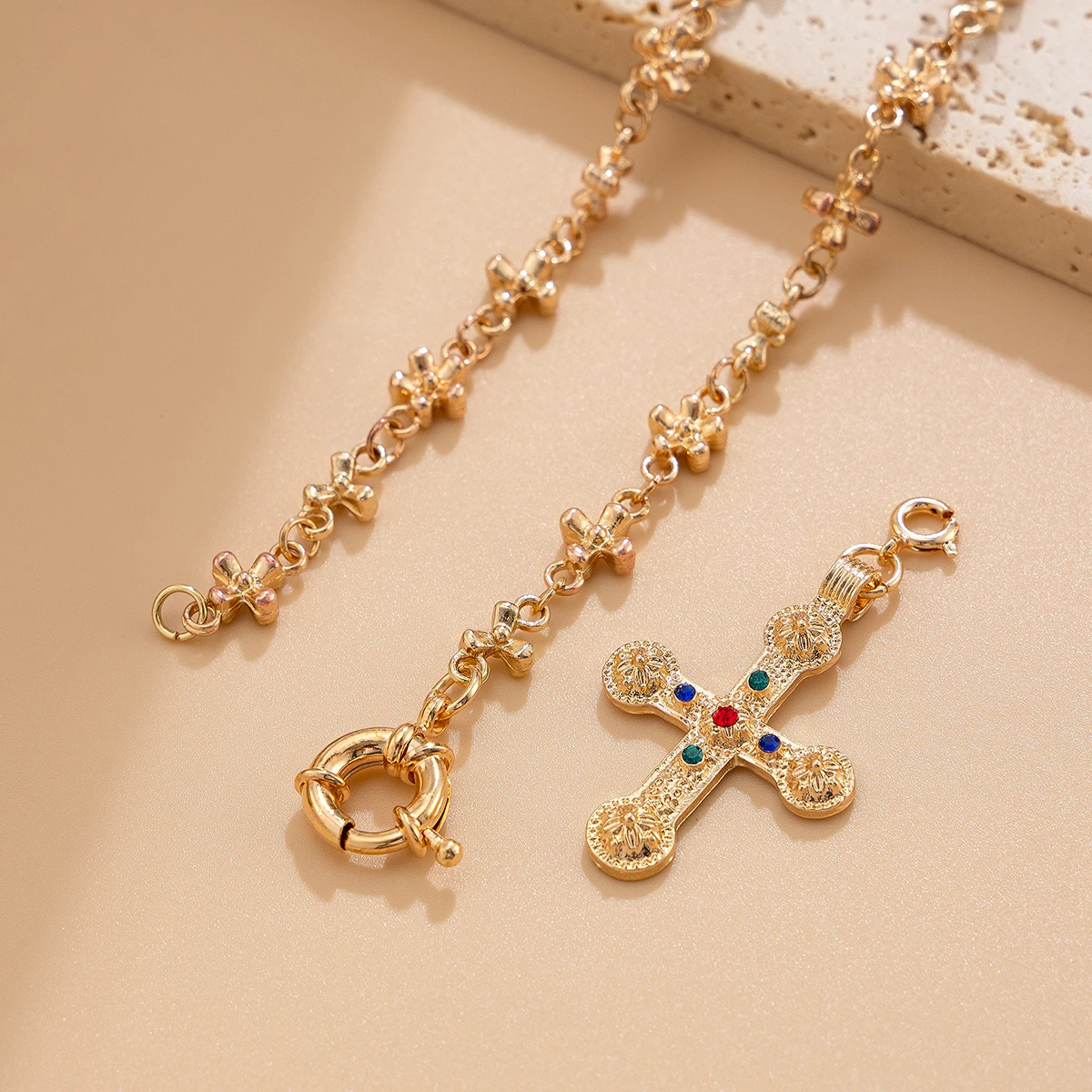 SHIXIN Vintage Jesus Cross Pendant Long Necklace for Women Creative Gold Color Collar Chain Party Jewelry Daily Y2K Accessories