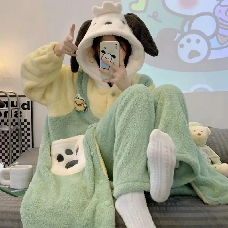 Cartoon Sanrios Pochacco Flannel Pajamas Hooded Winter Women\'s Coral Fleece Kittys Cute Girls Warmth Robe Thickened Home Clothes