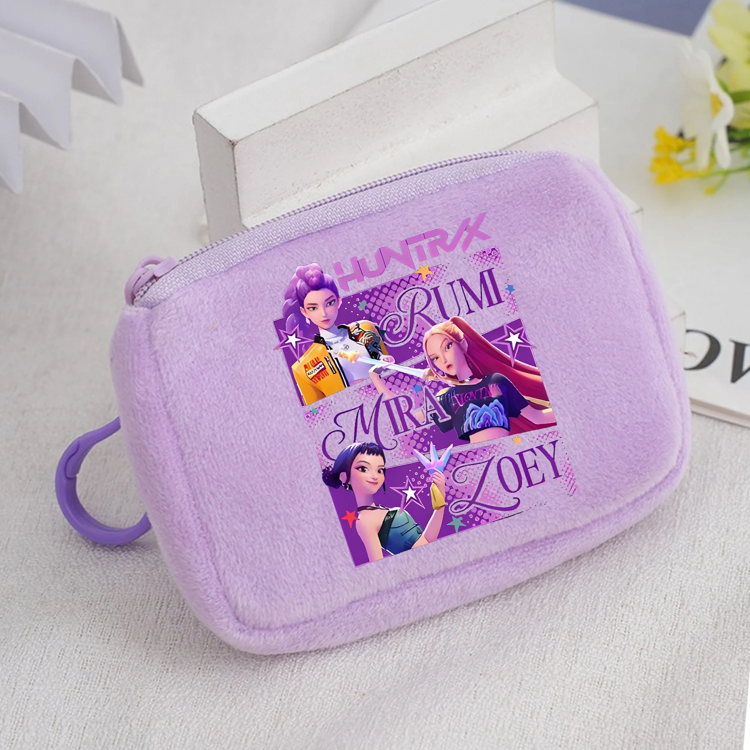 Monedero de felpa Kpop Demon Hunters, Mini billetera de dibujos animados Kawaii para niño y niña, monedero con cremallera, bolsas de almacenamiento de tarjetas de dinero púrpura a la moda, regalo