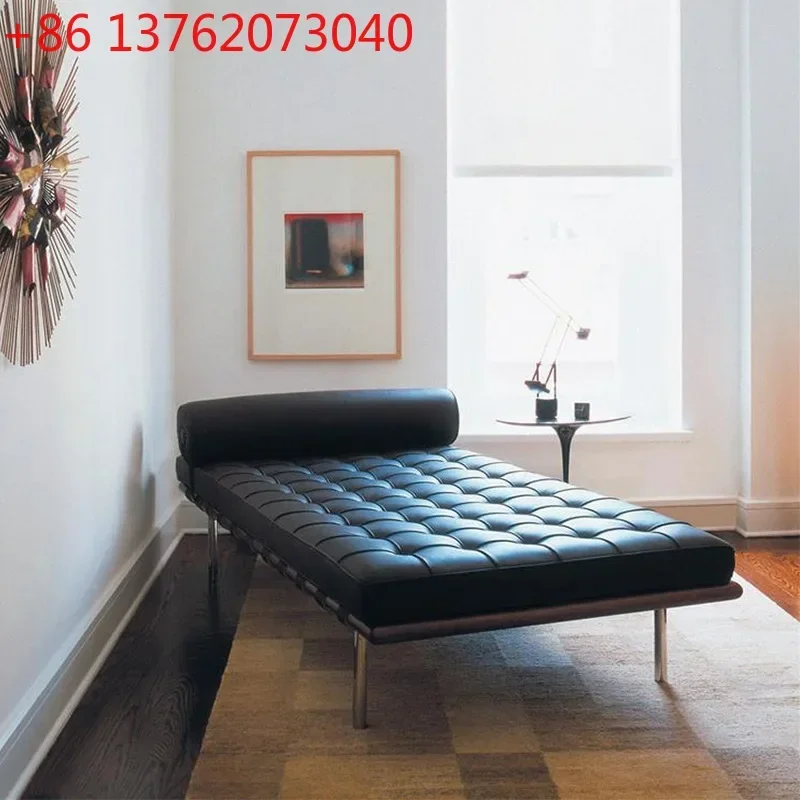 Italian retro sofa bed model room designer modern simple lunch lounge chair