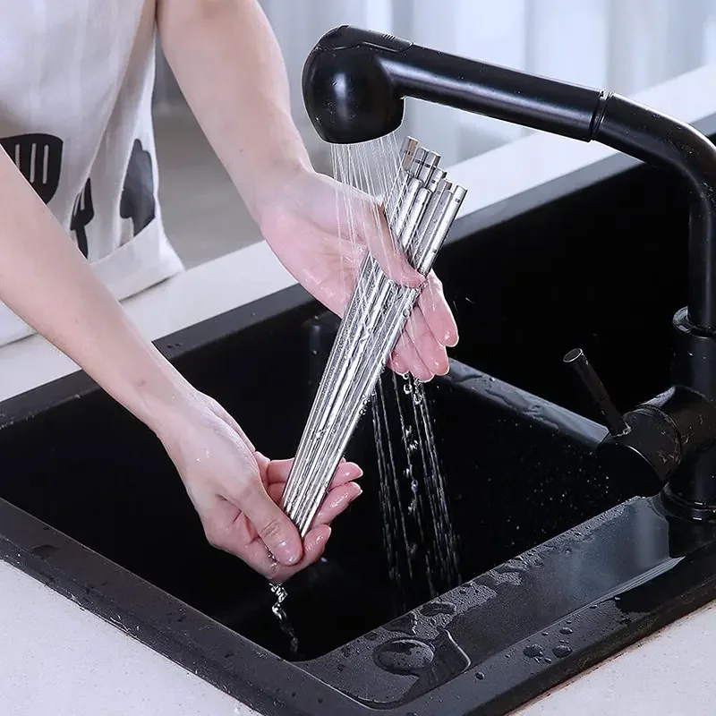 10/2Pcs Stainless Steel Chopsticks Reusable Non-slip Chinese Chopsticks Sushi Food Sticks For Household Kitchen Tableware Sets