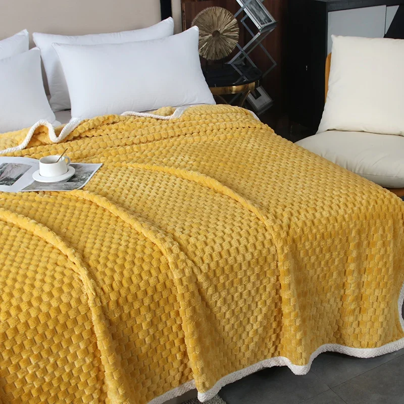 

2024 Golden Turtle Velvet Blanket with Pineapple Grid Edge Multi functional Solid Color Falei Velvet Blanket Warm Bed Sheet