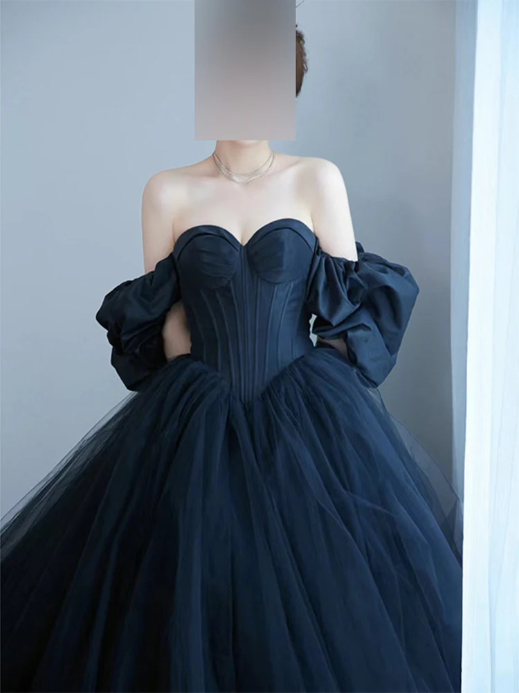 Black Ball Gown Mulheres Vestidos de casamento Tulle Tribunal Train Vestidos nupcial Vestido De Noiva vestido de mariée Abendkleider