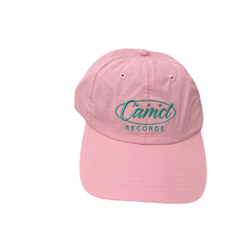 Czapka z daszkiem New Color Embroidery Pink z literami Zakrzywione rondo Cienka czapka z daszkiem