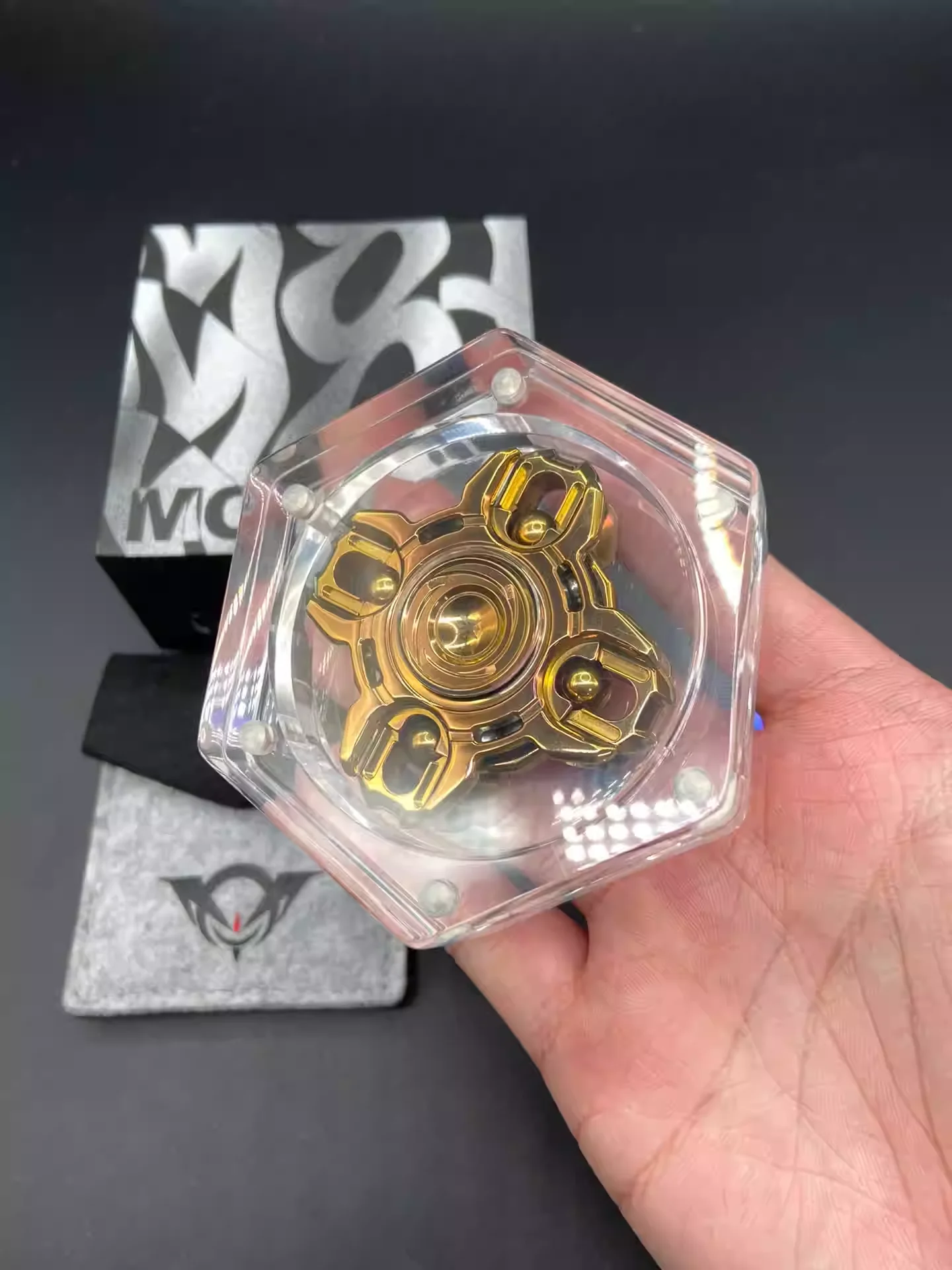 Zirconium Golden Oracle Push Fingertip Gyroscope EDC