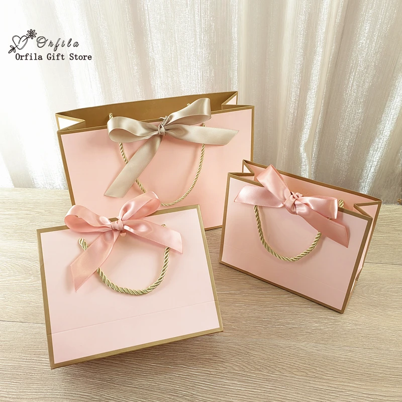 10pcs wedding party supplies Pretty Pink Gift Bag Gift Box Ornament Pajama Book Black Handle With Ribbon Paper Box Bag Kraft Pac