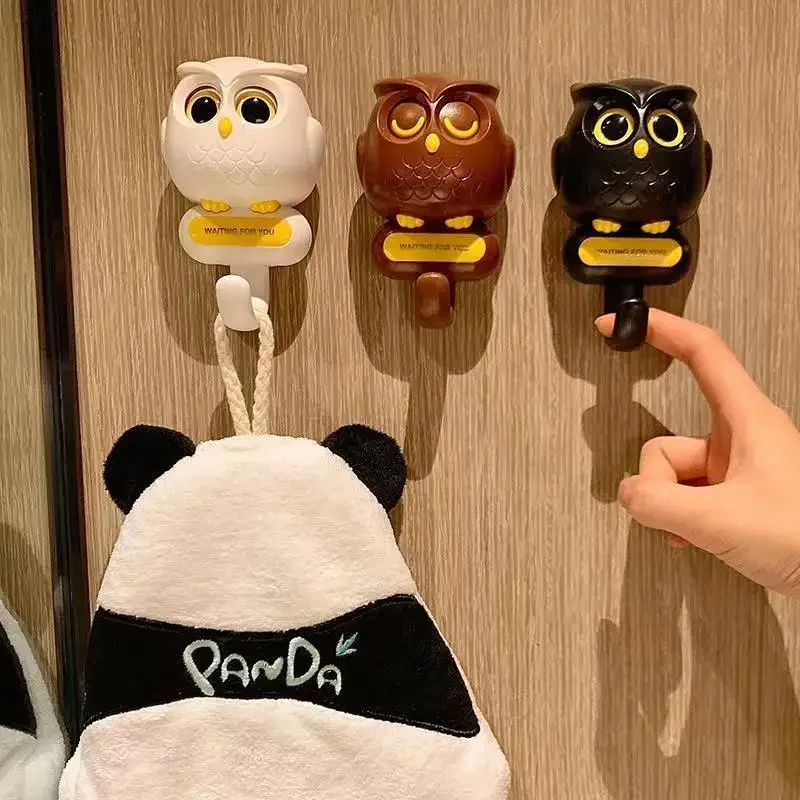 Funny Blinking Cartoon Owl Hook Punch-free Self-adhesive Key Hook Multi-functional Bathroom Porch Storage Rack Decorative Hooks