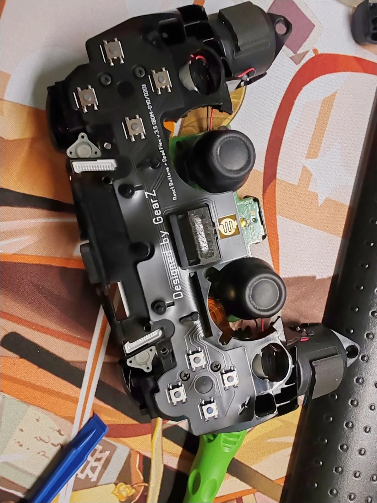 GEARZ PS5 Controller-Tasten-Kit, Maßgefertigtes Taktiles D-Pad, Mechanisches Mikroschalter-Kit, Kompatibel mit PS5 BDM010/BDM020 – Detail 7