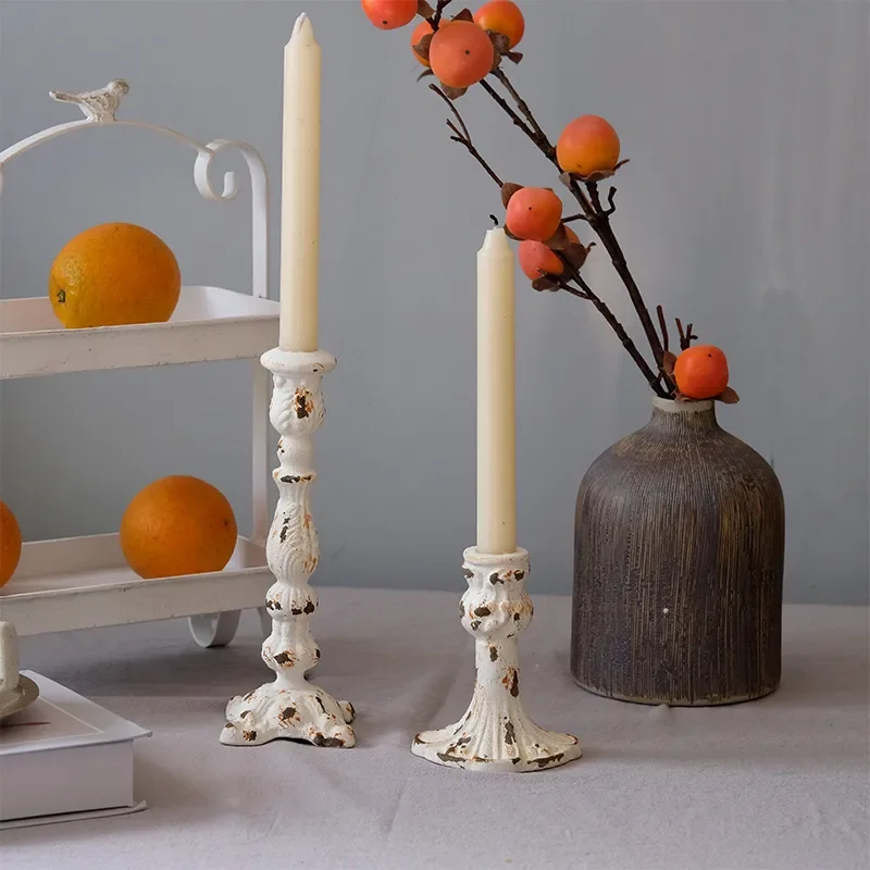 for European Bronze Nostalgic Candle Holder Cast Iron Single Ended Dining Table Garden Decoration Ornament Romantic Shooting