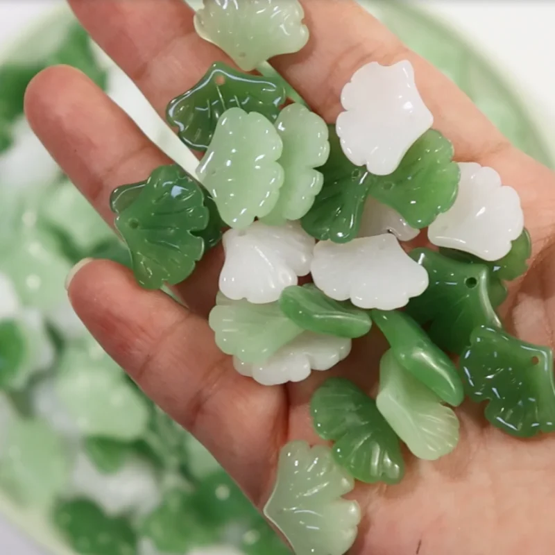 

30Pcs/Lot 20x15mm Imitation Jade Leaves Shape Glass Beads Loose Spacer Beads For Decoration Making DIY Accessories