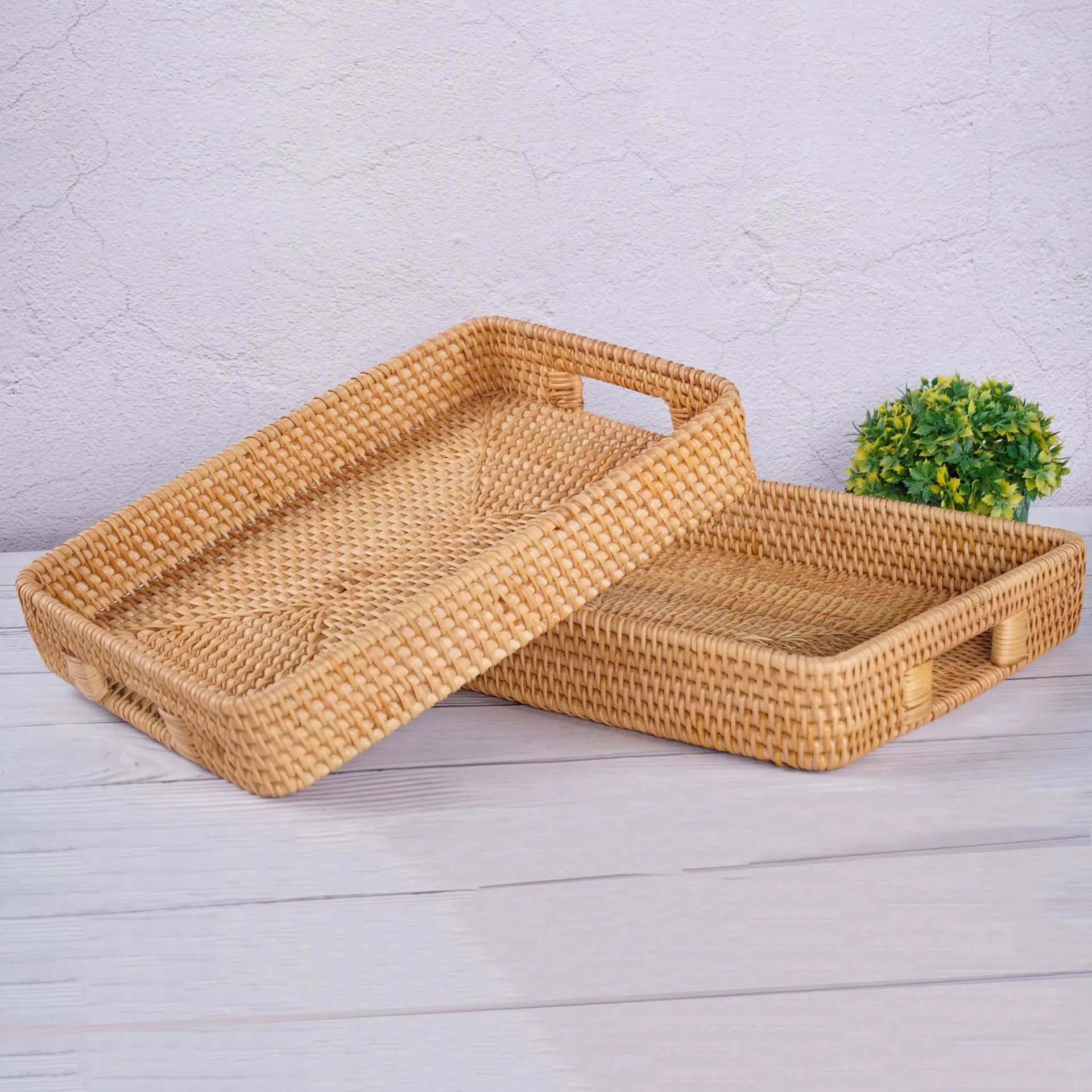 Vietnamese autumn rattan storage basket hand-woven storage basket desktop finishing basket square portable storage box fruit bow