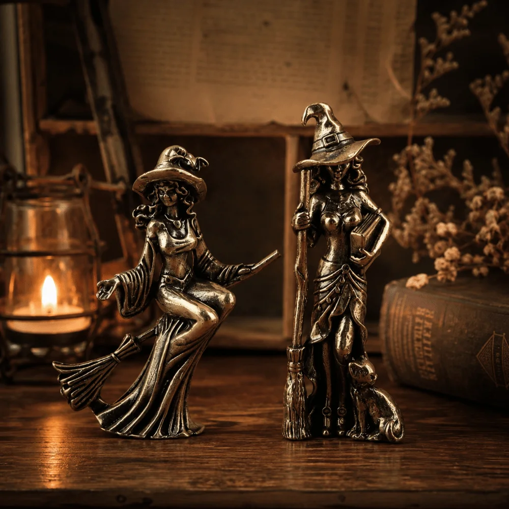 Retro Halloween Wizard Figurine Home Decoration Gothic Magician Statue Vintage Magic Witch Figurine Gift