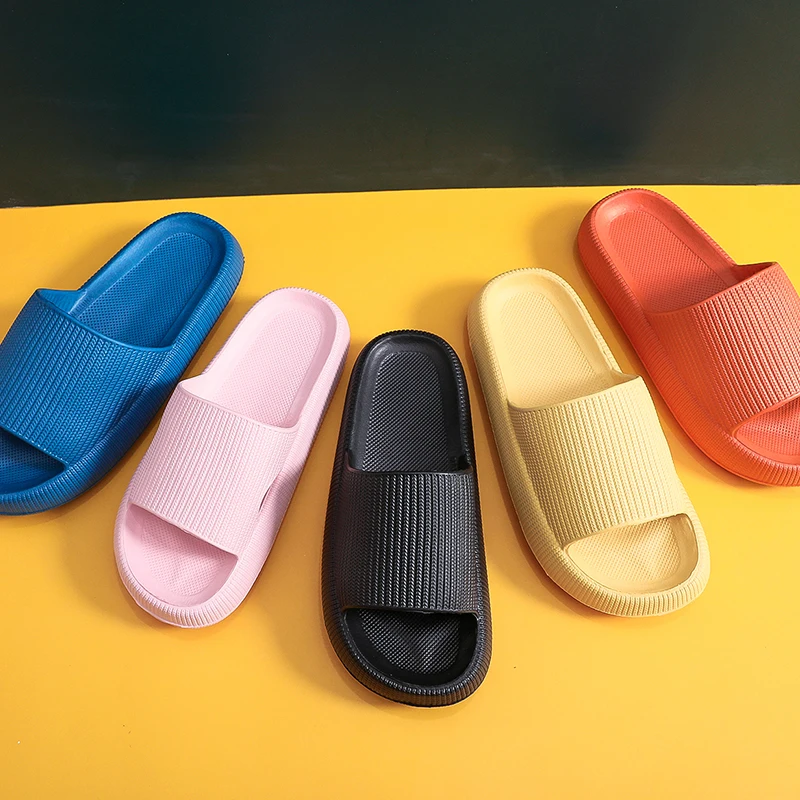 Outdoor High-quality Men's Women's Thick-soled House Slippers Extra Soft Anti-slip EVA Indoor/outdoor Slippers. Flip-flops