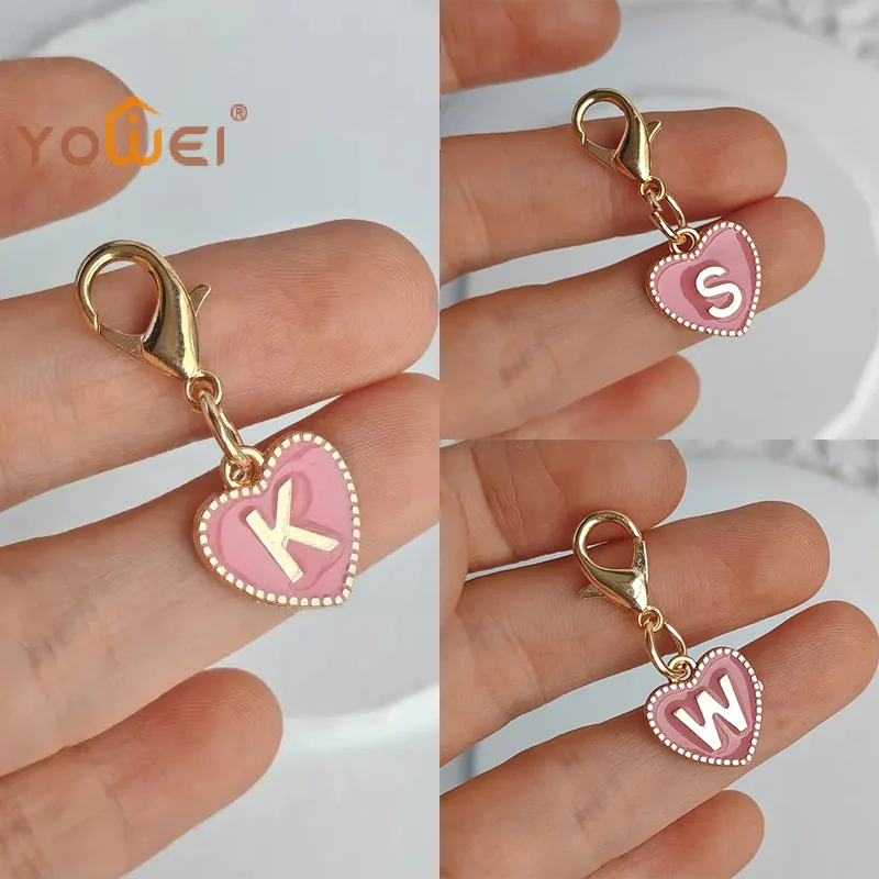 Latest Cute Alphabet 26 Letters Heart Keychain For Bags Earphone Charm Pendants Accessories Gifts With Lobster Buckle