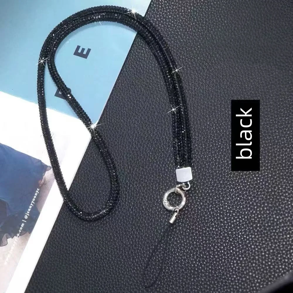 Stilvolles, universelles Handyband mit glitzernden Steinen zum Umhängen am Hals, geeignet für iPhone/Samsung/Huawei/Xiaomi. – Detail 5