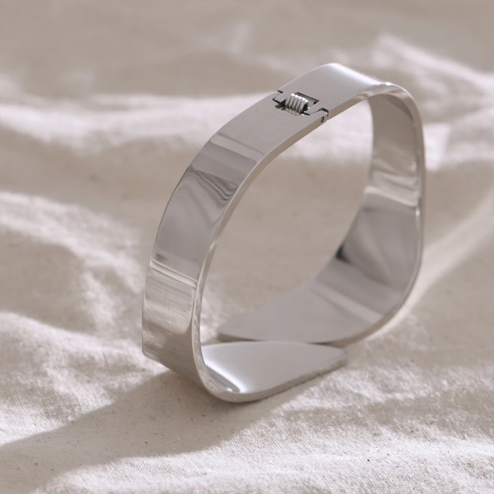 NiNice New Glossy Smooth Stainless Steel Statement Bracelet Bangle Metal Texture Tarnish Resistant Arrivals Jewelry Recommend
