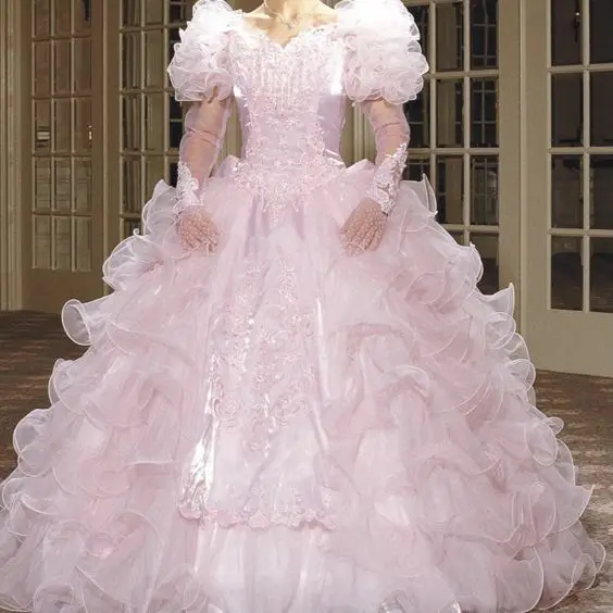 Vintage Pink Princess Wedding Dresses Retro Fashion Puffy Long Sleeve Ruffles Skirt Lace Bow Church Garden Bridal Gown