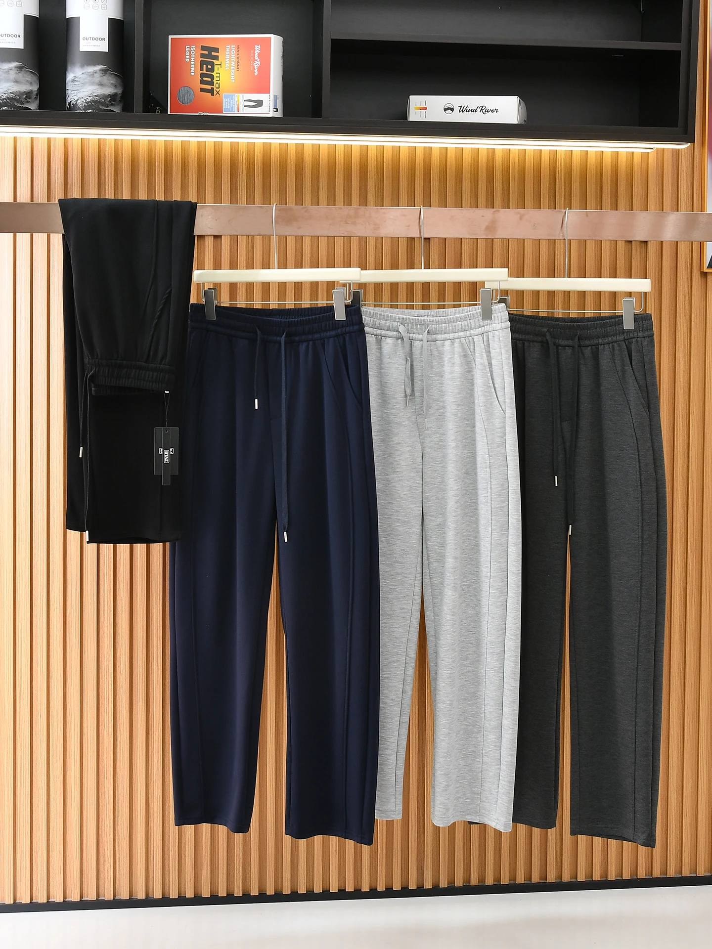 

Men's Summer Sporty Casual Loose Fit Long Pants Breathable Moisture Wicking Air Layer Elastic Waist Polyester Blend Straight Leg