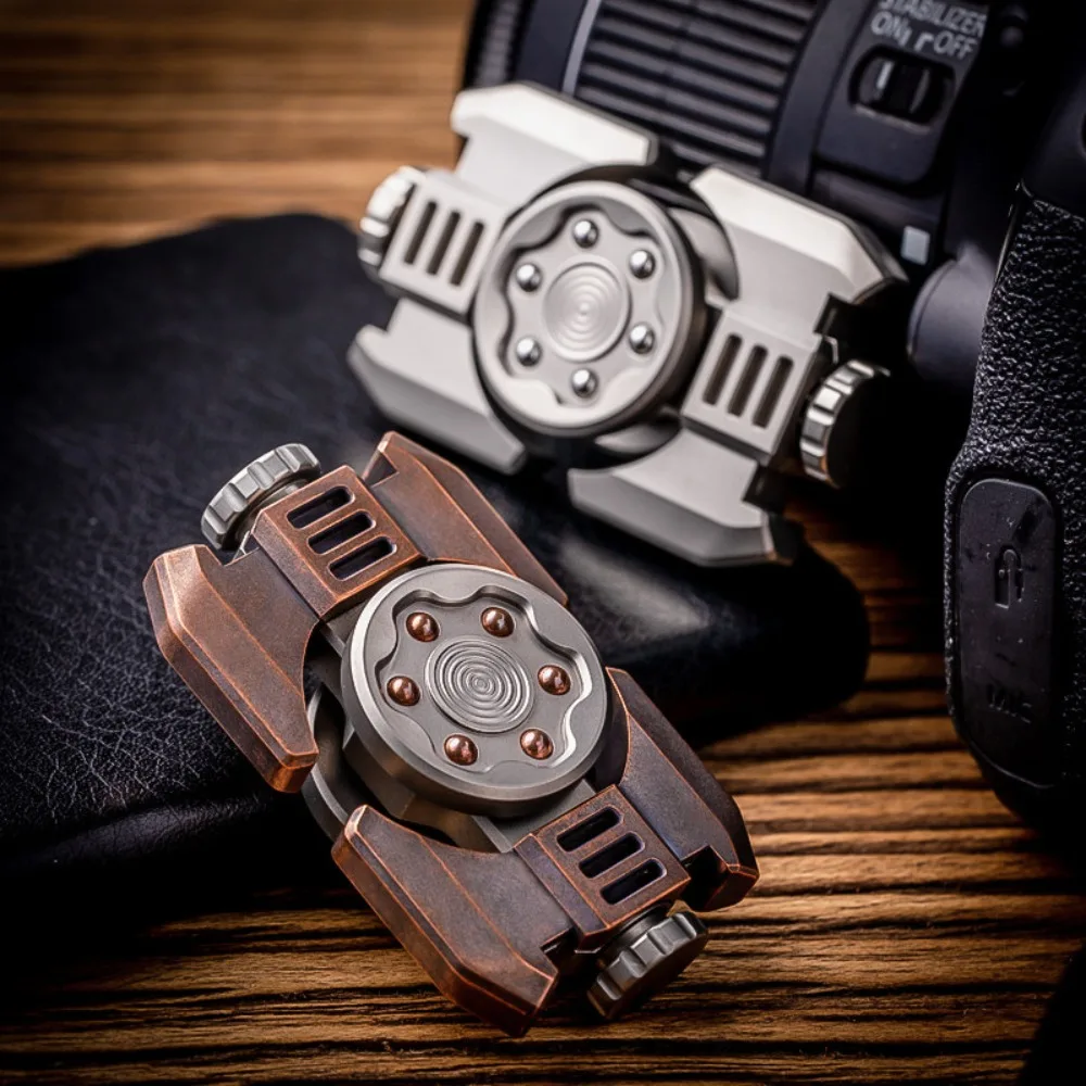 

Black Mirror EDC Tomahawk Mechanical Metal Rotating Composite Fidget Spinner Decompression Toy
