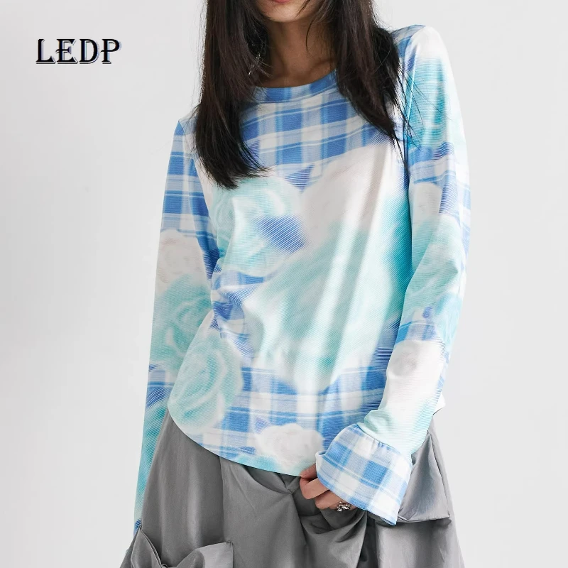 

Осень 2022, новая синяя клетчатая женская рубашка с цветочным узором, японский дизайн, тонкие солнцезащитные футболки с роговыми рукавами, женские футболки