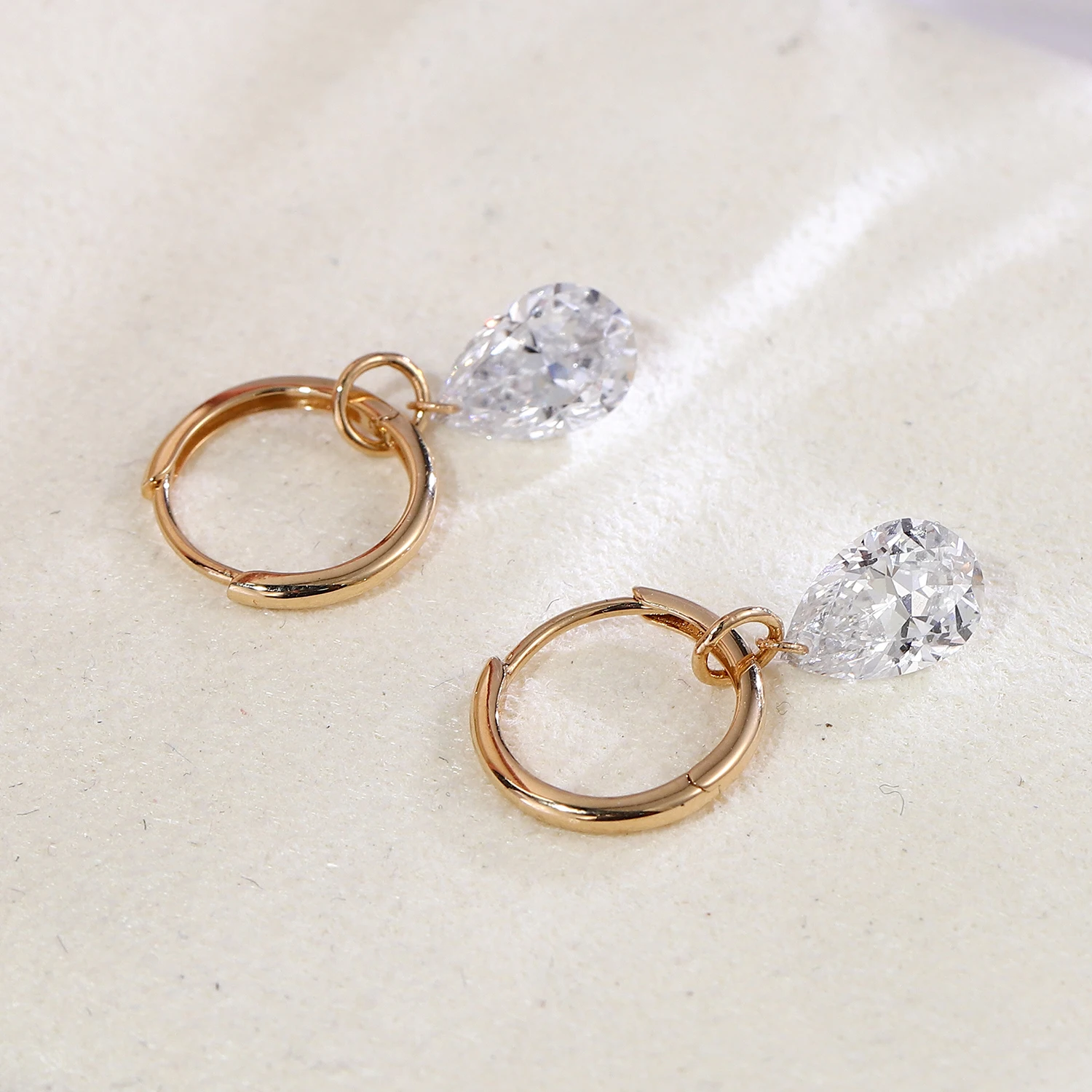 

Provence Luxury drop earrings 18KGold Lab Diamonds Trendy Wedding Pear cut Hoop Earrings Fine jewerly for women gift Custom