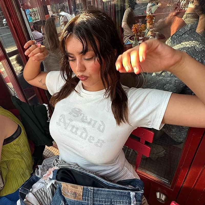 

Детская футболка с надписью и стразами Y2k Одежда 2000-х годов Летний белый сексуальный укороченный топ с короткими рукавами Футболки с графикой для девочек Гранж Детские футболки Эмо