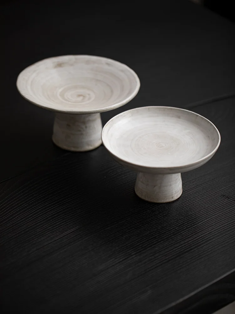 

GuYinTang Ceramic Fruit Tray Vintage High-legged Snack Tea Ceremony Companion Dry Fruit Tray Home Use Simple Yet Elegant