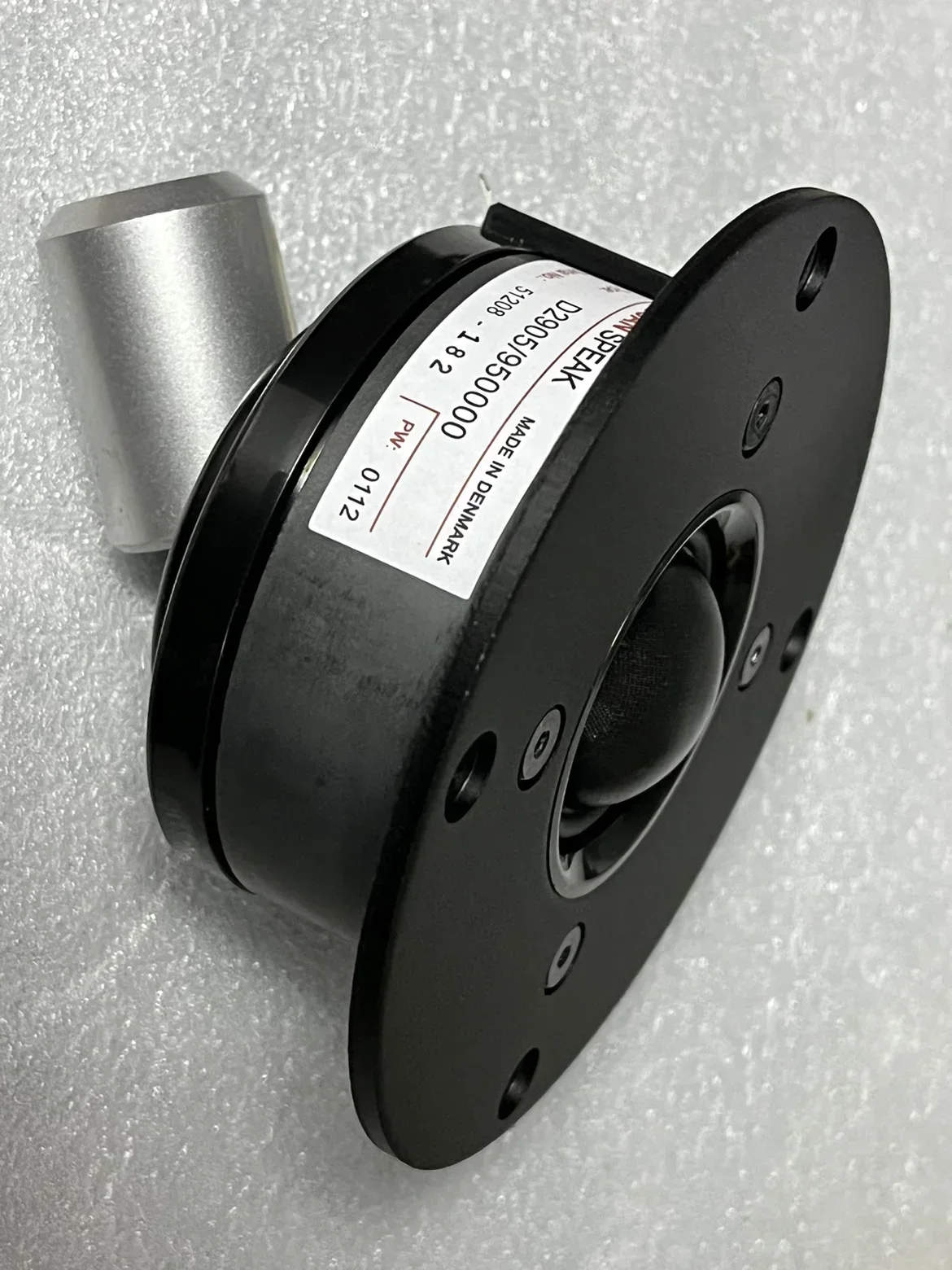 D2905 9500 28 core 4-inch 104 High pitched speaker unit speaker brand new original