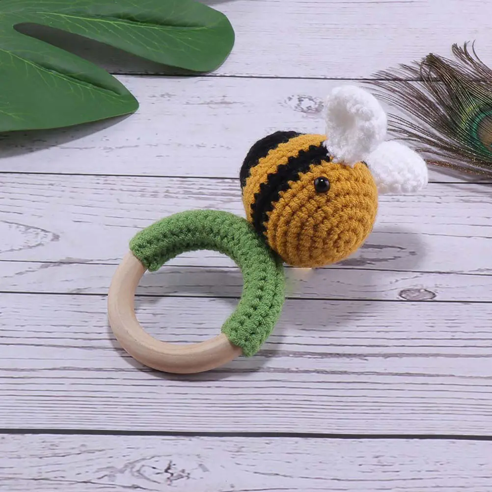 

1Pcs Baby Hand Bee Shape Knitted Molar Infant Soothing Plaything Lightweight Portable Wooden Kids