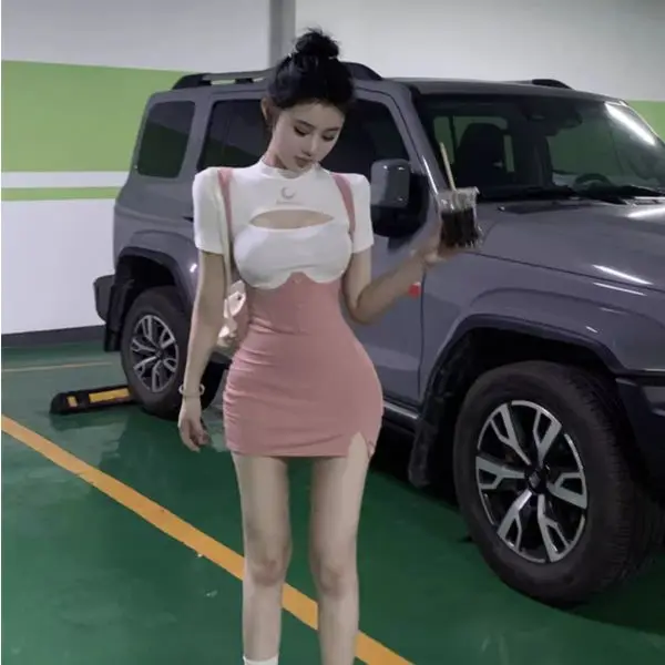 스윗 스파이시 걸 문 자수 홀터넥 타이트 긴팔 티셔츠 여성 퓨어 디자이어 매력있는 스트랩 숏 스커트 투피스 세트