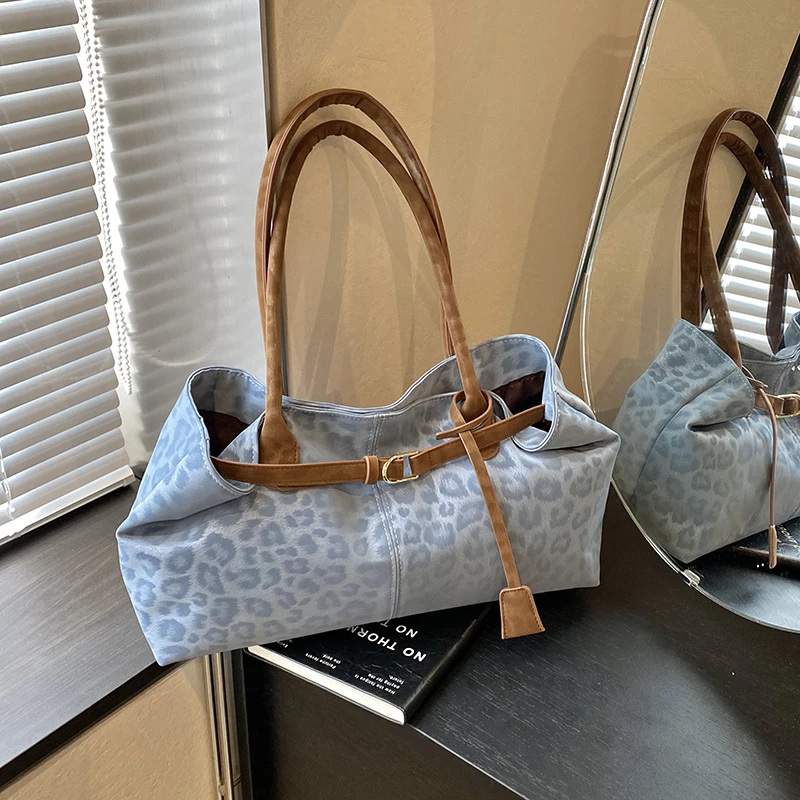2025 Fashion New Faux Suede Leopard Pattern Square Shoulder Bags Exquisite Stylish Design Retro Color Matching Women's Tote Bags