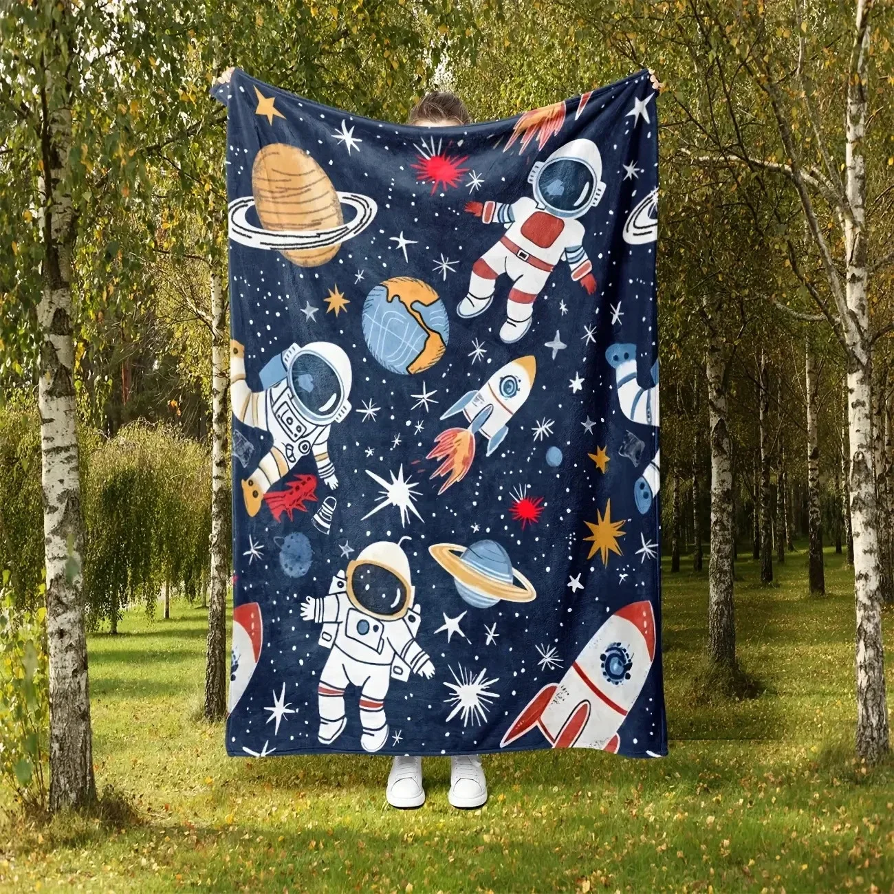 Space themed flannel blanket, astronaut space multi-element print, autumn and winter warm home blanket