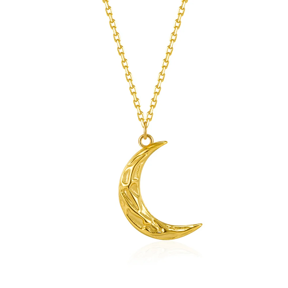 

European S925 Necklace - Crinkled Moon, Niche Retro Gold Crescent Collar Hong Kong Style