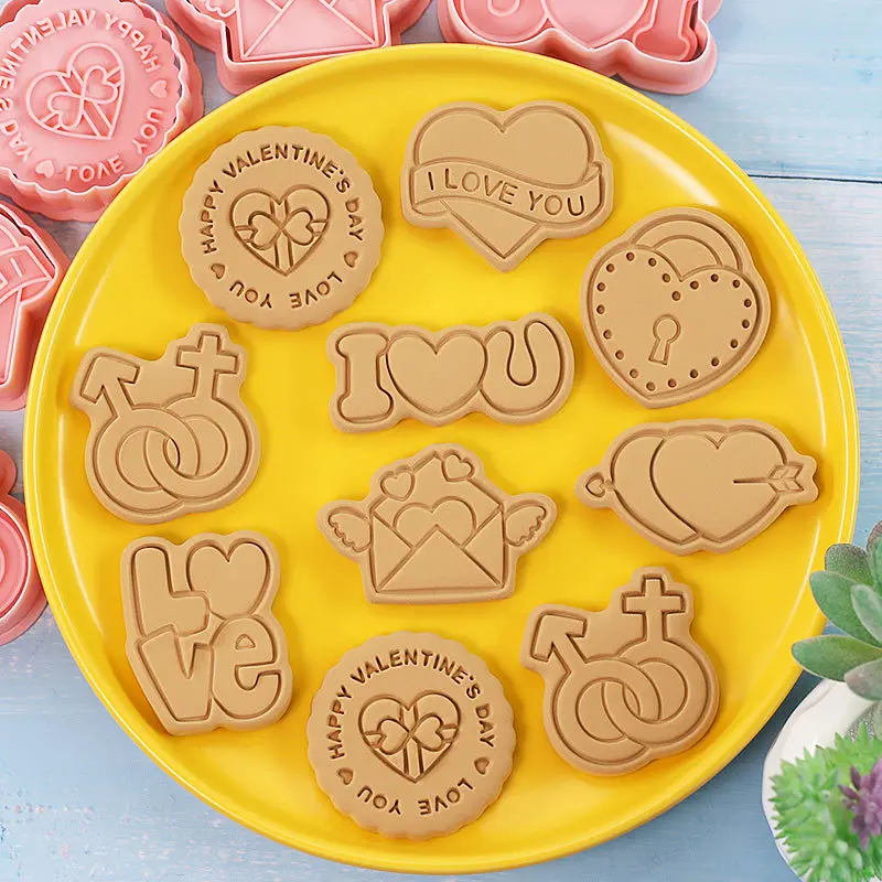 8 Pieces Valentine\'s Day Biscuit Mold LOVE Envelope Shape Sandwich Cookie Mold Plastic Cookie Cutter Cookie Stamps Baking Mold